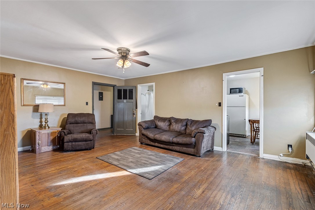 Cadiz Village - Commercial Sale