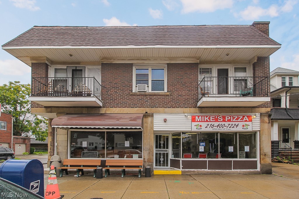 Urban Realty Companys - Commercial Sale