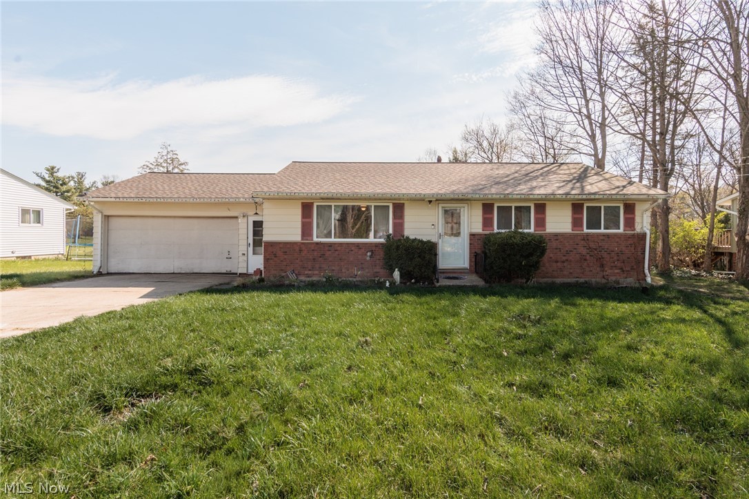 Welcome to this beautiful ranch in the heart of Strongsville, offering the perfect blend of comfort, style, and functionality. Situated on a spacious lot, this home features an inviting floor plan and plenty of room to relax, entertain, and enjoy. The main level offers Three bedrooms, bright living areas, a spacious and a well-appointed kitchen, while the finished lower level adds valuable additional living space for a family room, home office, recreation area, or guest space. Outside, enjoy a great backyard with room for entertaining, pets, gardening, or simply unwinding, in addition to a partially completed full bathroom, offering a great opportunity for the next owner to finish the space to their style and add additional value. Conveniently located near shopping, dining, parks, schools, and major highways, this home is a wonderful opportunity in one of Strongsville’s most desirable areas.
Book your showing today!