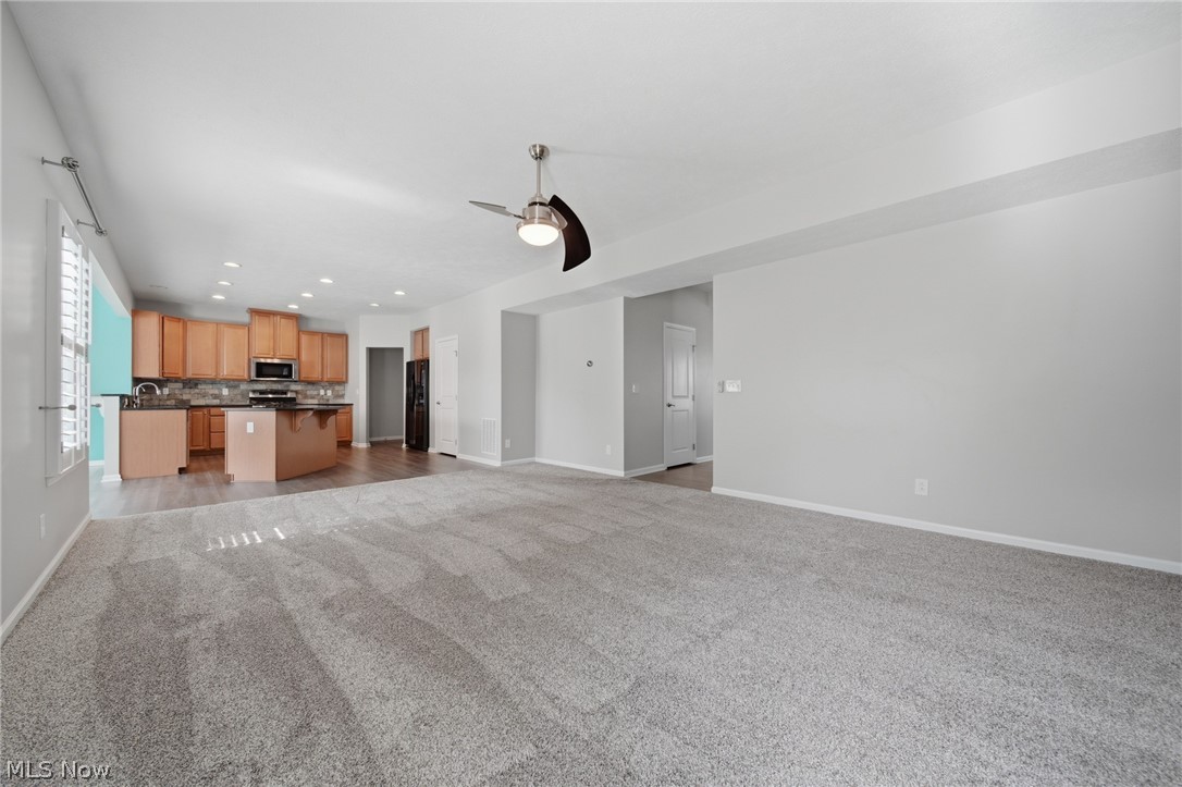 Villas/Bertram Ph 1 Condo - Residential