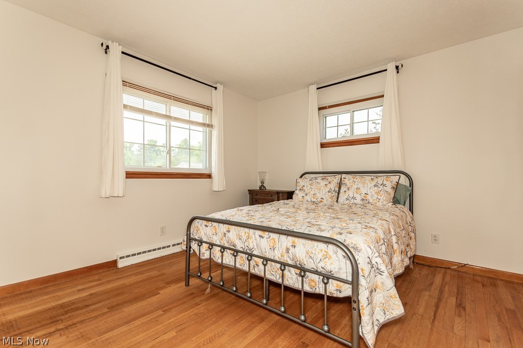 Hildreth Realtys Restful Acre - Residential