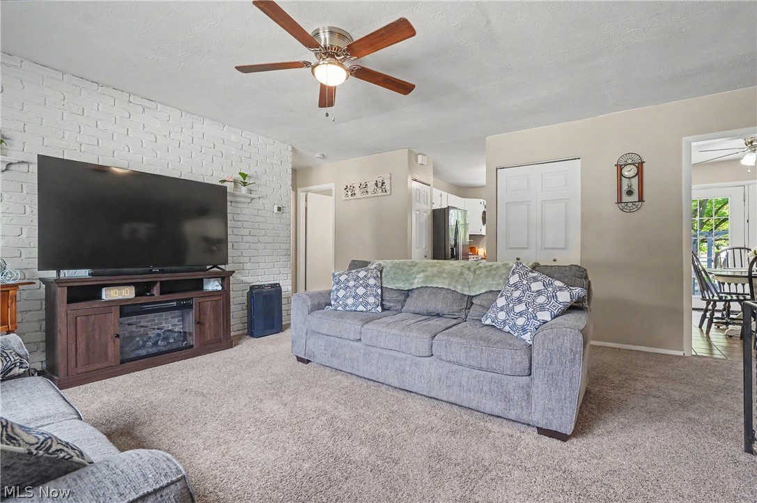 K & L Bldrs Inc Oxford Park - Residential