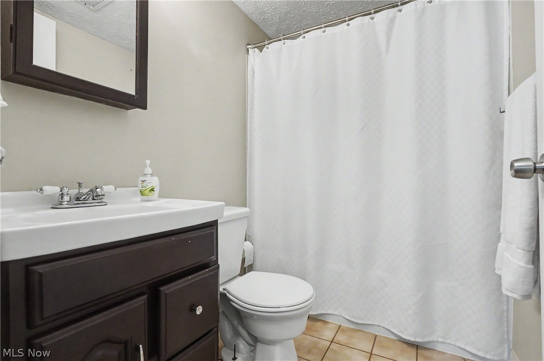 K & L Bldrs Inc Oxford Park - Residential