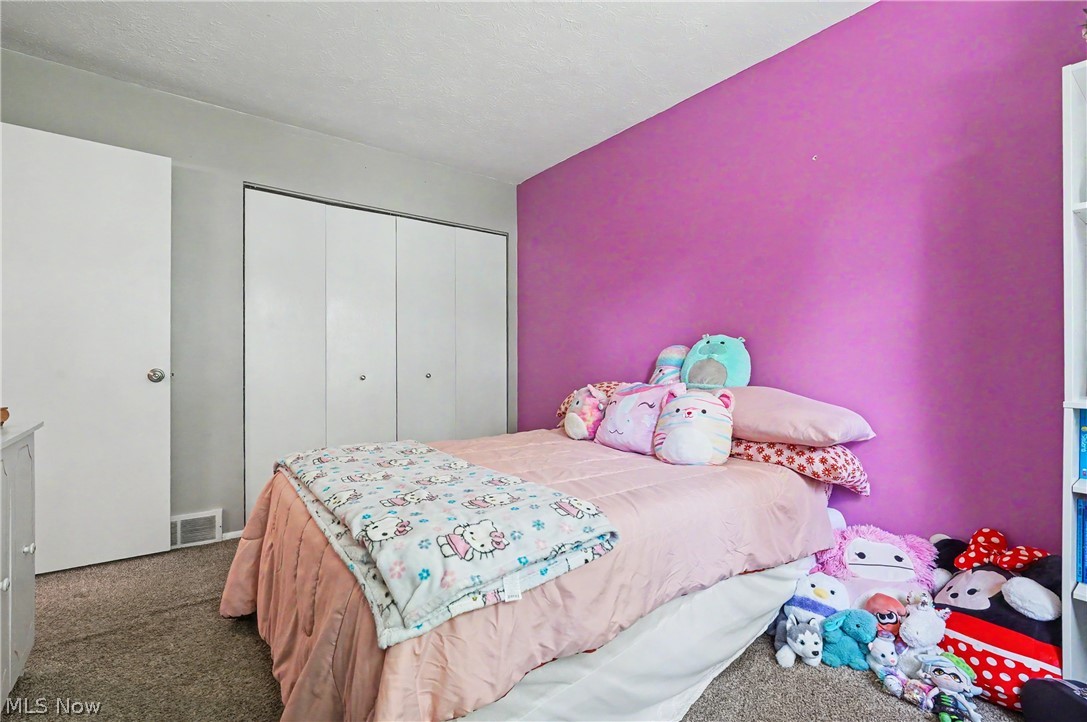 K & L Bldrs Inc Oxford Park - Residential