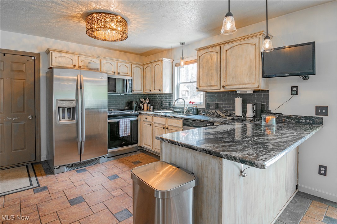 Cross Creek Ph I - Residential