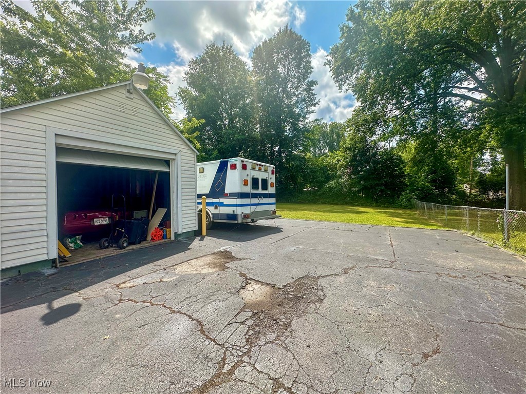 Howland Township Sec 22 - Commercial Sale