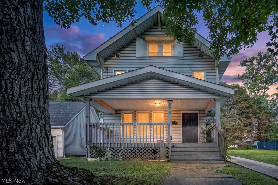 Welcome to 1267 Andrus! This spacious six-bedroom colonial offers plenty of room to spread out and make it your own. Fresh paint throughout gives the home a clean, updated feel, while the flexible layout provides space for bedrooms, a home office, playroom or guest rooms. Outside, you’ll find a nicely sized yard with room to relax, entertain or enjoy time outdoors. Conveniently located near area schools, this property would make a great starter home or a strong addition to a rental portfolio.