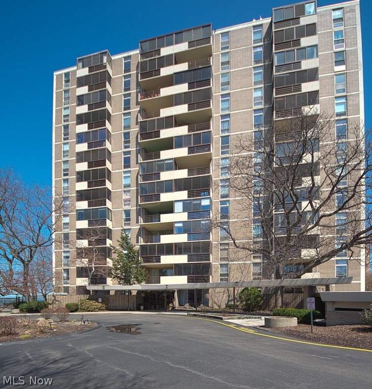 Bonneville Tower Condo - Residential