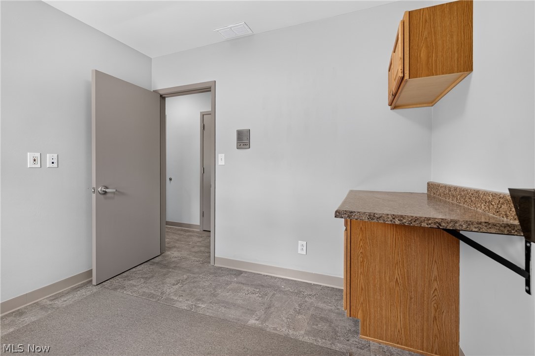 Elmknoll Heights - Commercial Sale
