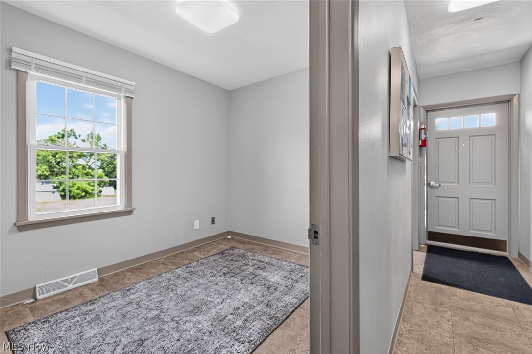 Elmknoll Heights - Commercial Sale