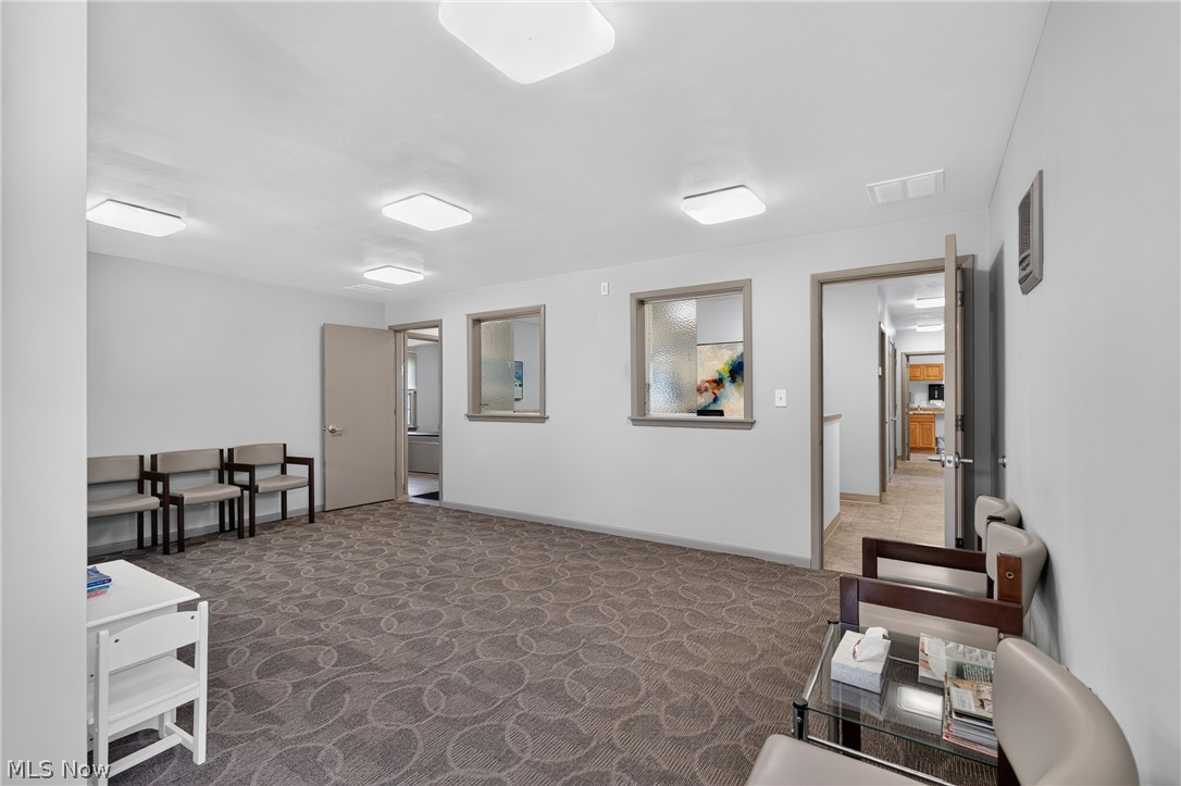 Elmknoll Heights - Commercial Sale