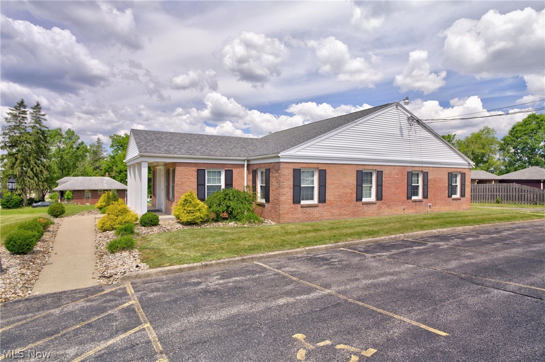 Elmknoll Heights - Commercial Sale