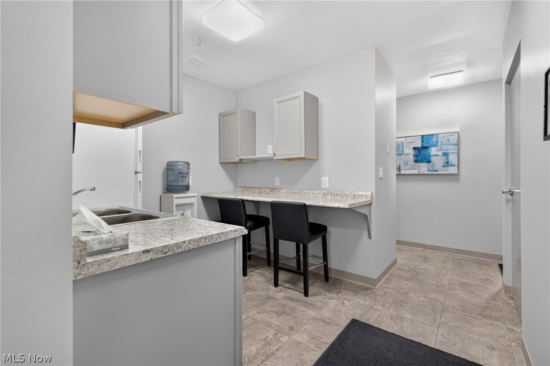 Elmknoll Heights - Commercial Sale