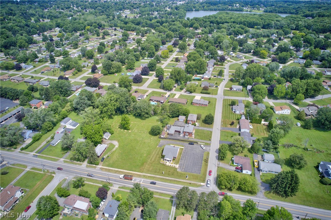 Elmknoll Heights - Commercial Sale
