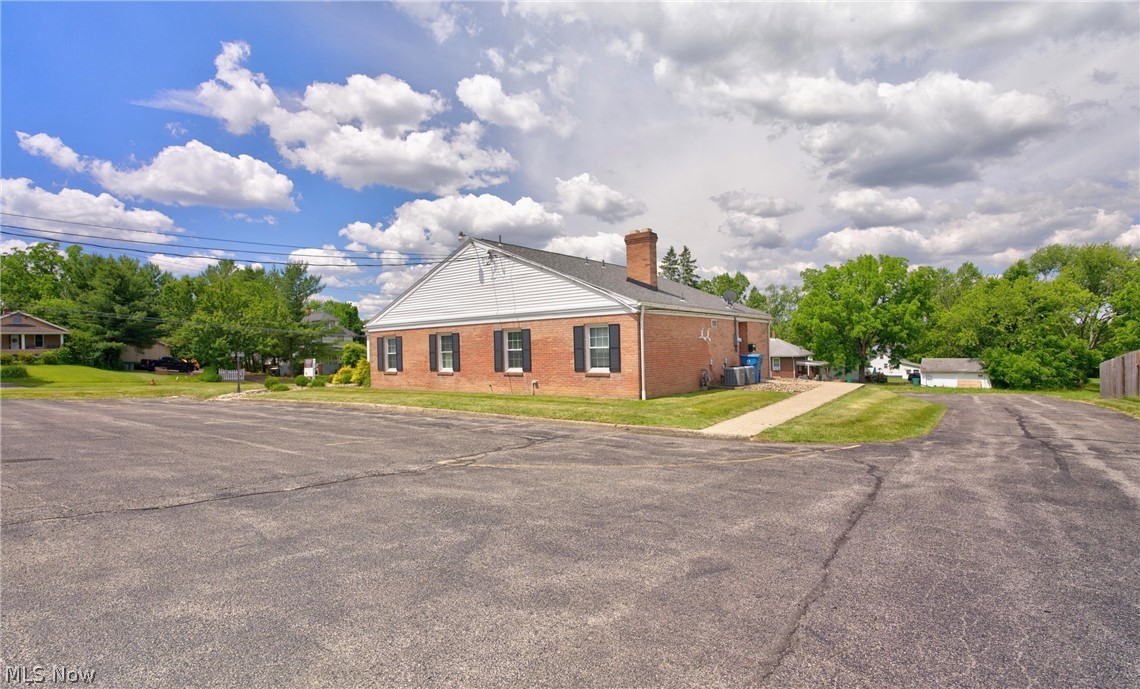 Elmknoll Heights - Commercial Sale