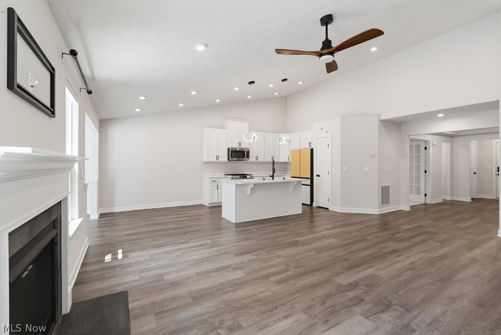 Lexington Village 2 - Residential