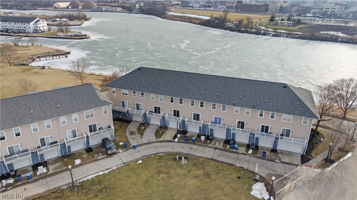 Harbor Walk - Residential