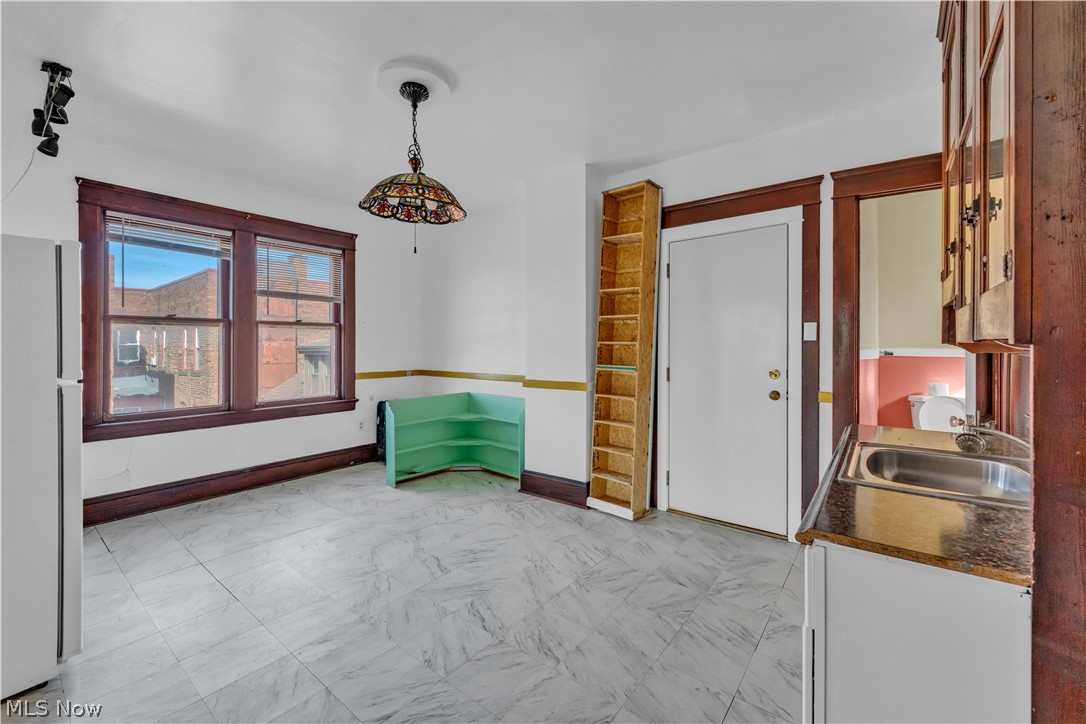 Euclid Heights - Commercial Sale