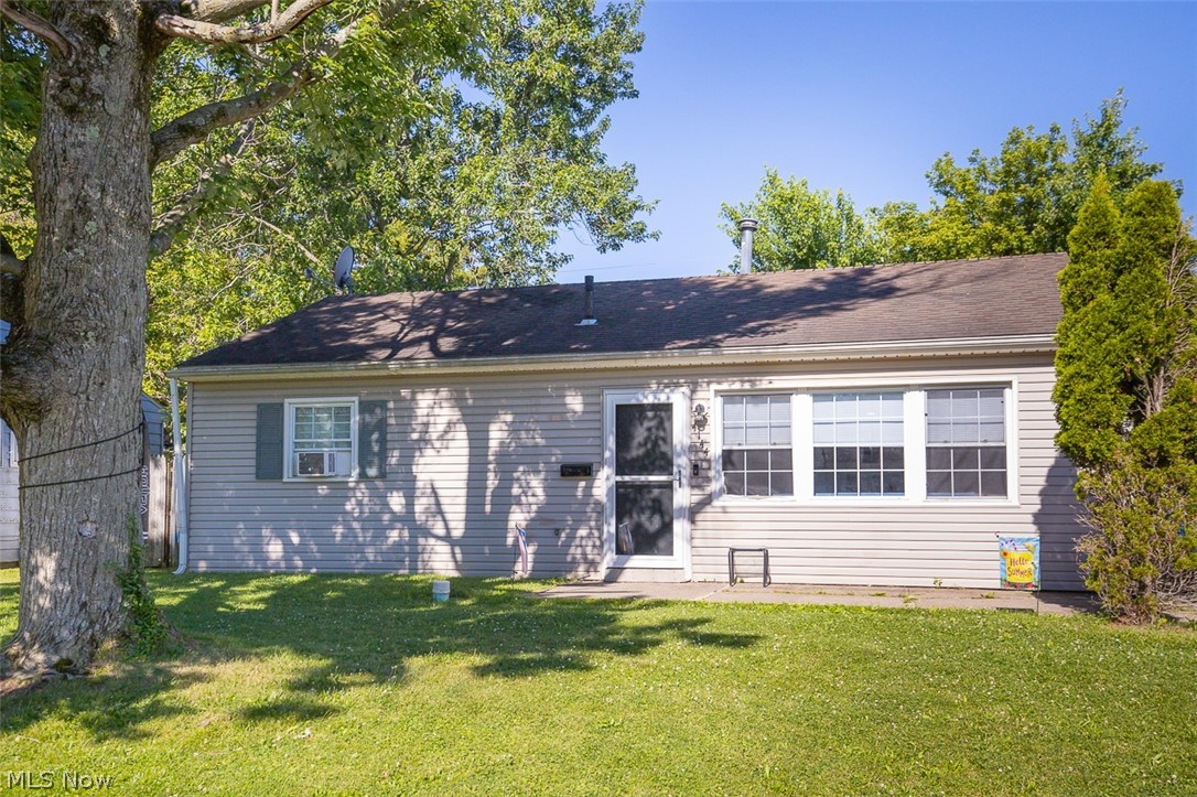 Welcome home to 4144 Riverside Dr in Lorain! This 3-bedroom, 1-bathroom ranch is perfect for first-time homebuyers ready to plant roots, or anyone looking to simplify life with comfortable one-floor living. Renovated in 2024, this home is truly move-in ready, so you can skip the to-do list and start enjoying it right away.
Step inside and you'll immediately notice the spacious living room, a great spot to unwind or gather with family and friends. The kitchen is sure to impress with crisp white cabinets, sleek granite countertops, and stainless steel appliances, all updated in 2024. It's a space that makes everyday cooking feel a little more special.
Down the hall, you'll find three good-sized bedrooms, each refreshed with newer flooring and updated light fixtures, giving the whole home a clean, cohesive feel. The full bathroom received a complete 2024 makeover too, with a new shower/tub combo, vanity, plumbing, and lighting. Durable vinyl plank flooring runs throughout the entire home, tying every room together beautifully and making upkeep a breeze.
Out back, you'll love the large storage shed, ideal for tools and equipment, or get creative and turn it into your own outdoor hangout. Just behind it is a cozy spot perfect for a firepit, where you can spend evenings relaxing under the stars with family or friends.
This home offers the kind of comfort and convenience that's hard to come by. With major updates already done, all that's missing is you and your personal touch. Whether you're buying your very first home or settling into something simpler, 4144 Riverside Dr is ready to welcome you. Don't wait. Schedule your showing today and come see why this one feels like home from the moment you walk in!