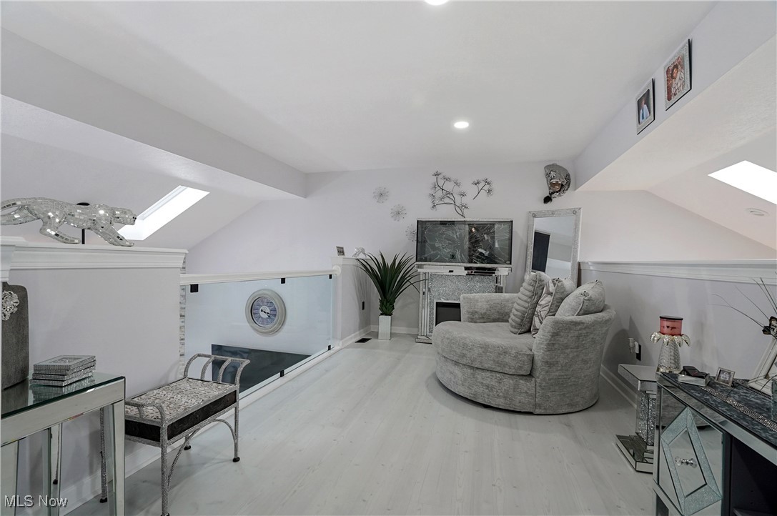 Villas/Waterford Xing Condo - Residential