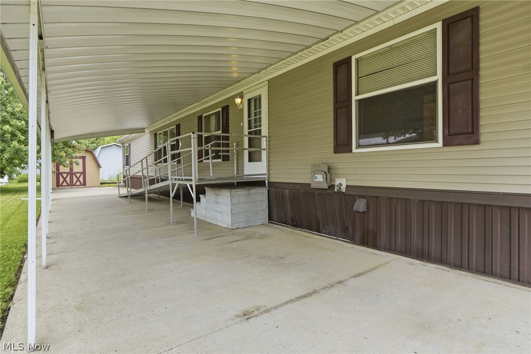 Twin Lakes Home Community - Residential