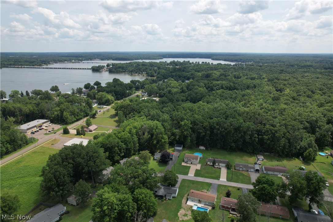 Craig Beach Village - Residential