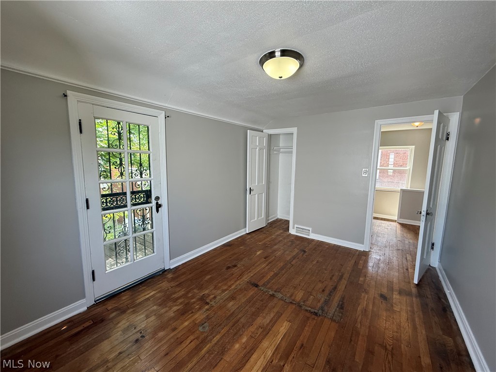 H B Howells Taylor Road - Residential