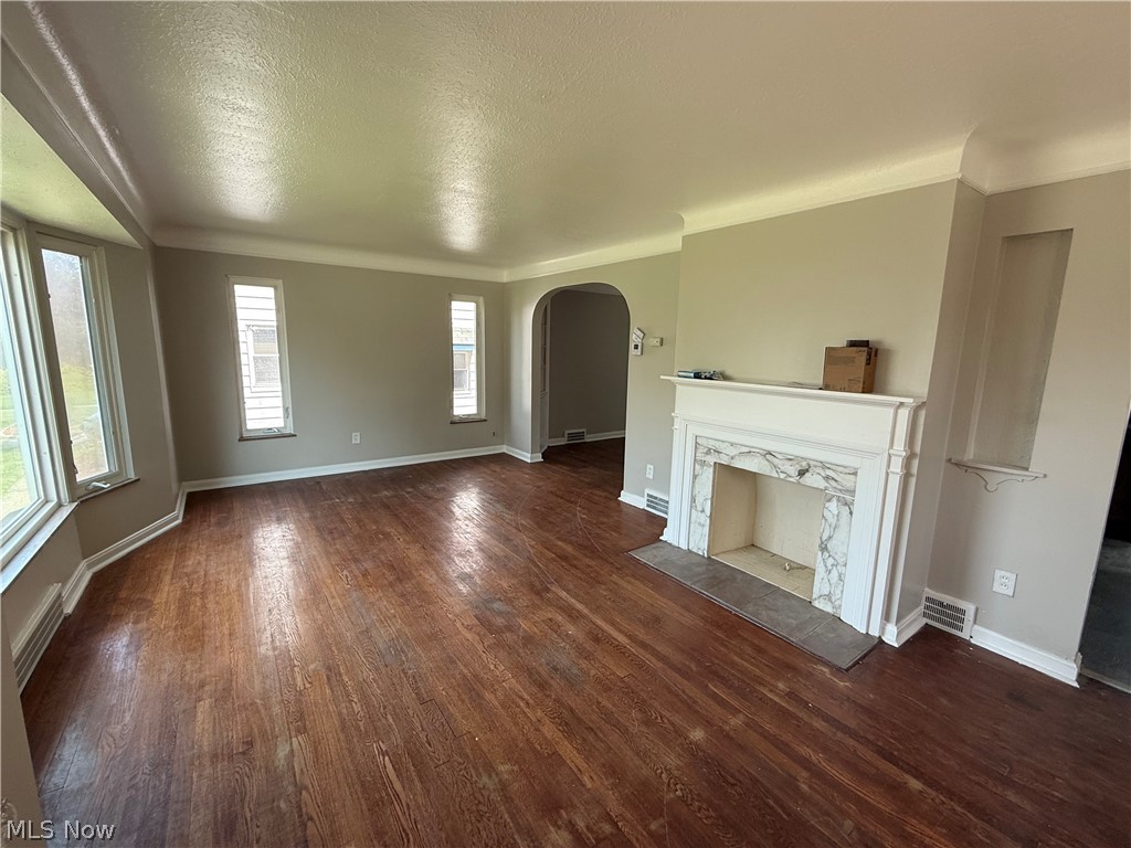 H B Howells Taylor Road - Residential