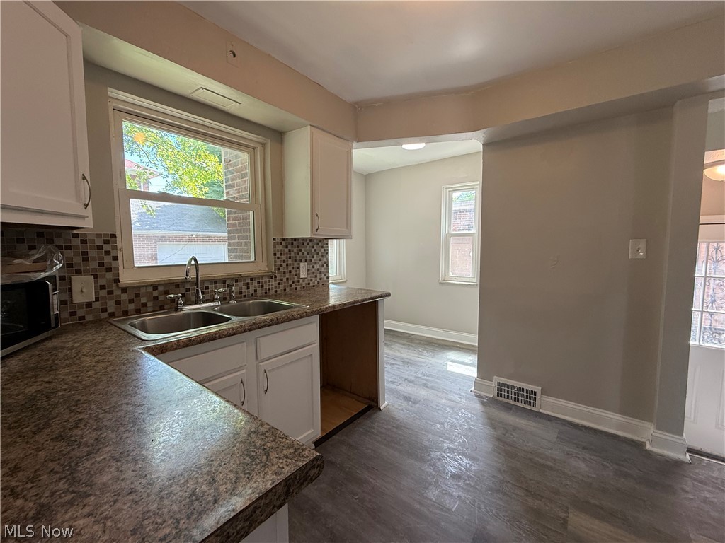 H B Howells Taylor Road - Residential