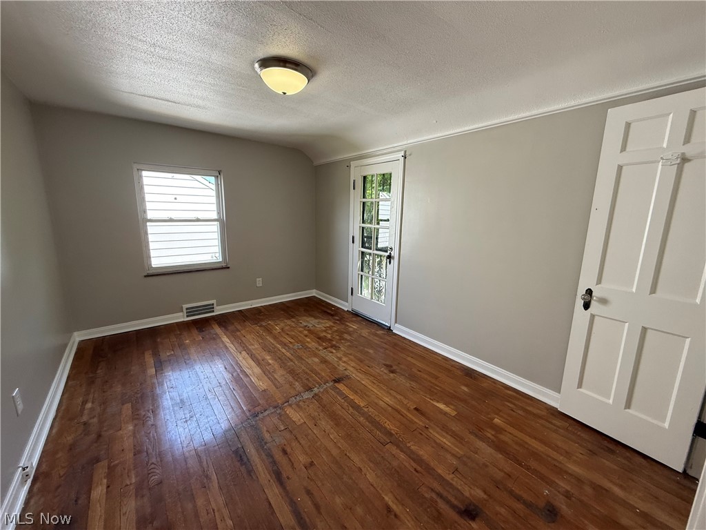 H B Howells Taylor Road - Residential