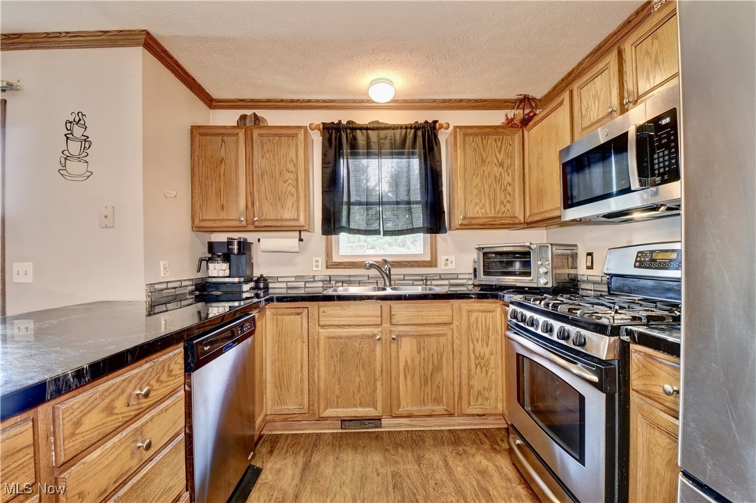 Pine Creek - Residential