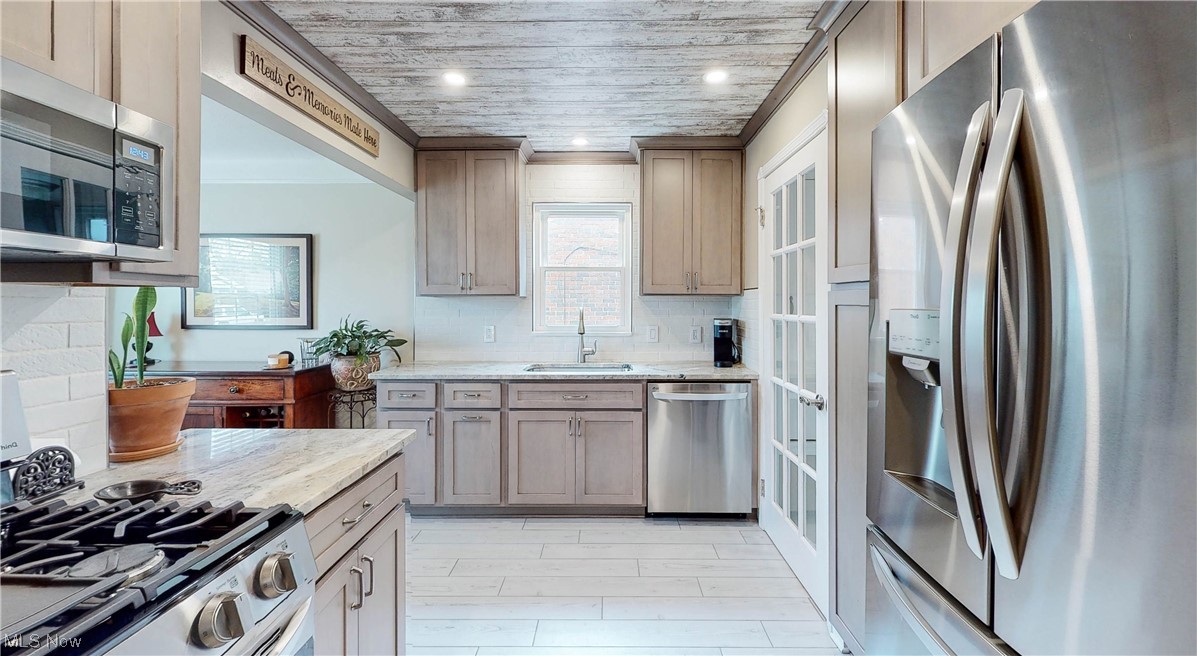 Ridgewood Garden Anx 02 - Residential