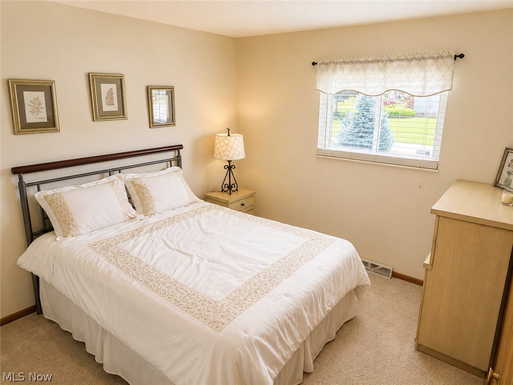Royal-Akins 01 - Residential