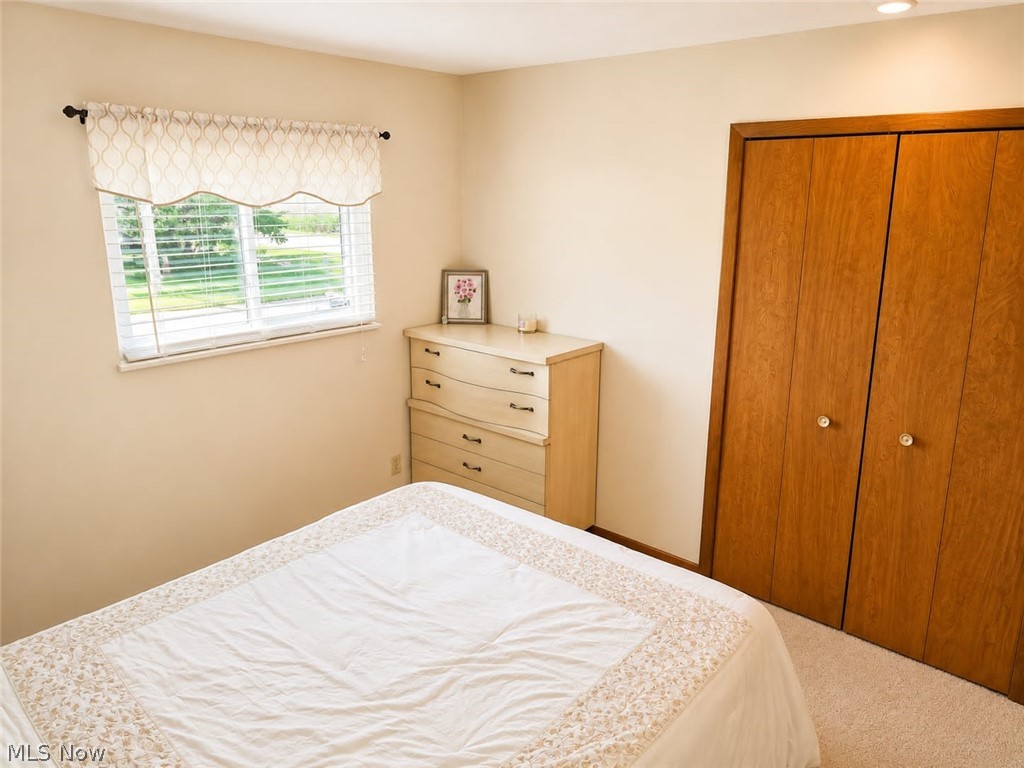 Royal-Akins 01 - Residential