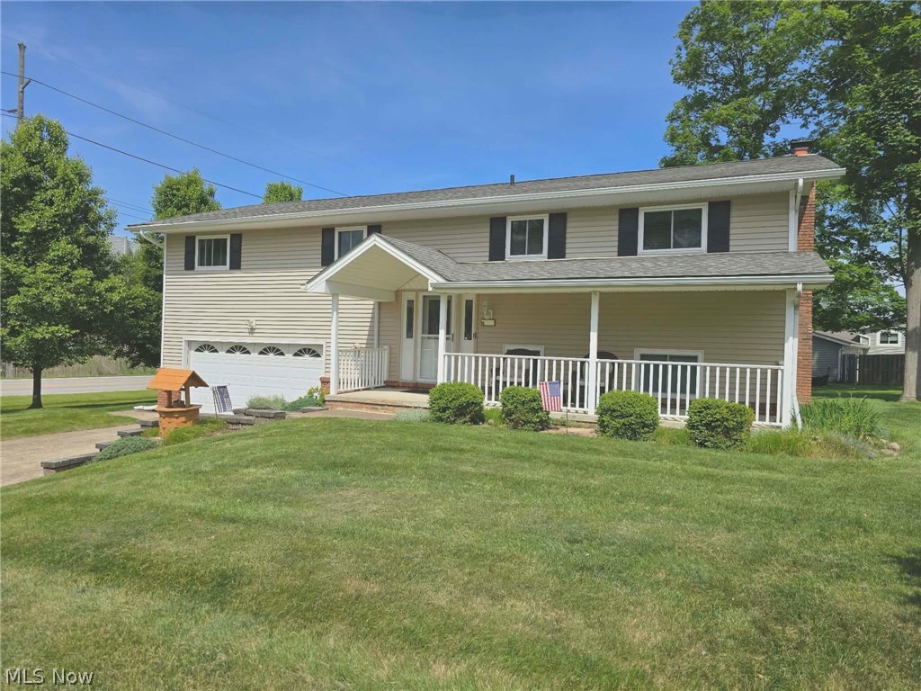 Royal-Akins 01 - Residential
