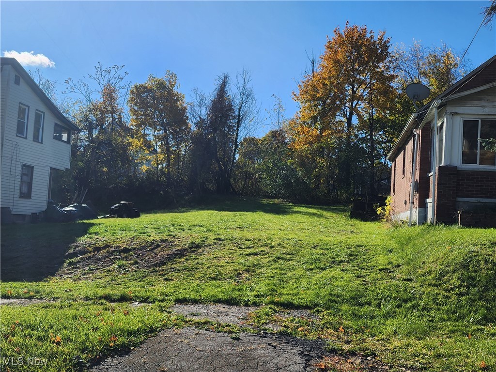 Vacant Lot. This property is now active in an online auction. All offers must be submitted through the property's listing page via website provided.