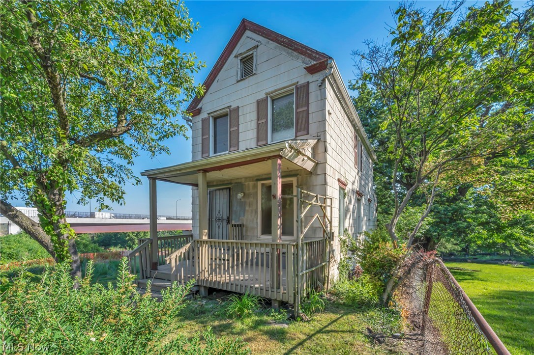Christy - Residential