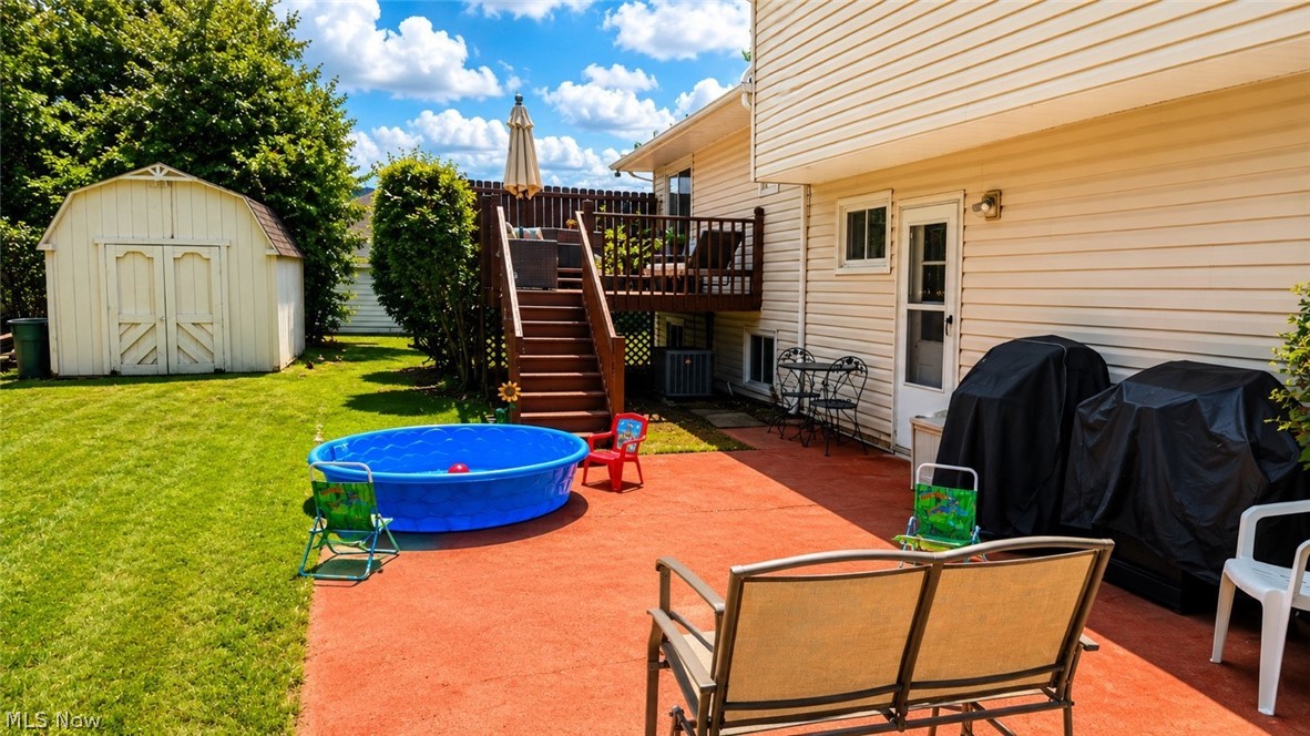 Hunt Club Mdws 01 - Residential
