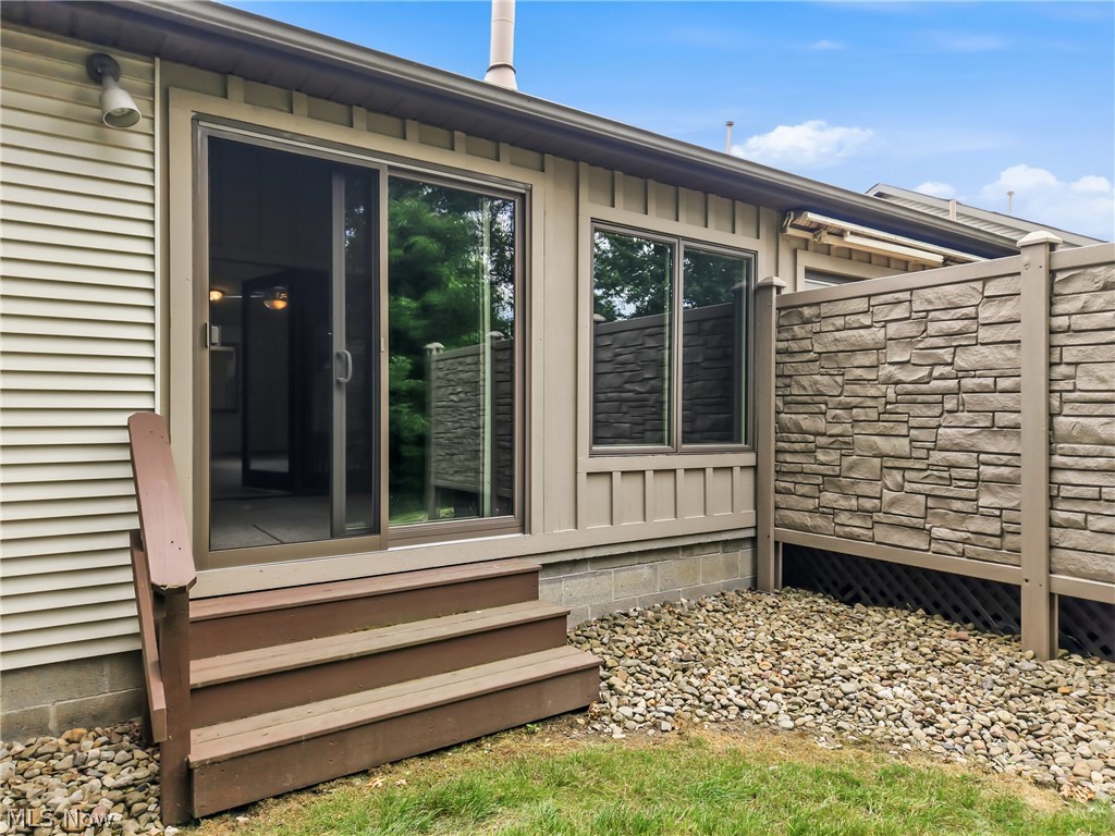 Shadowridge Villa - Residential
