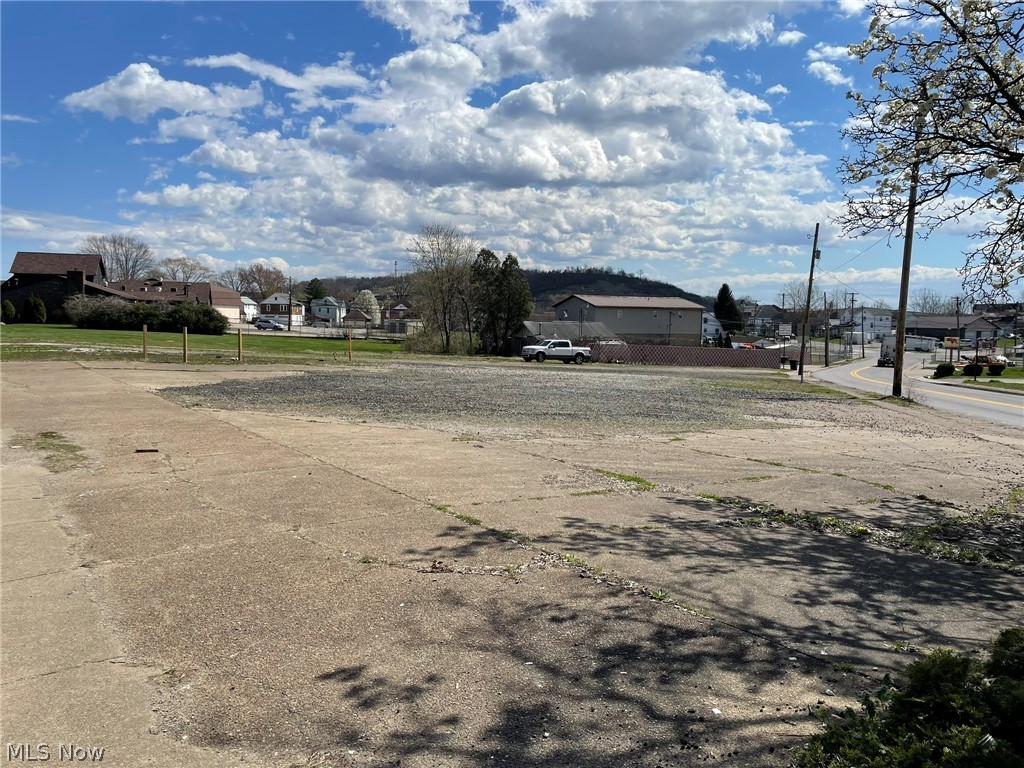 Toll Gate Adn - Commercial Sale
