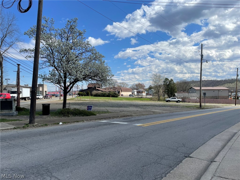 Toll Gate Adn - Commercial Sale