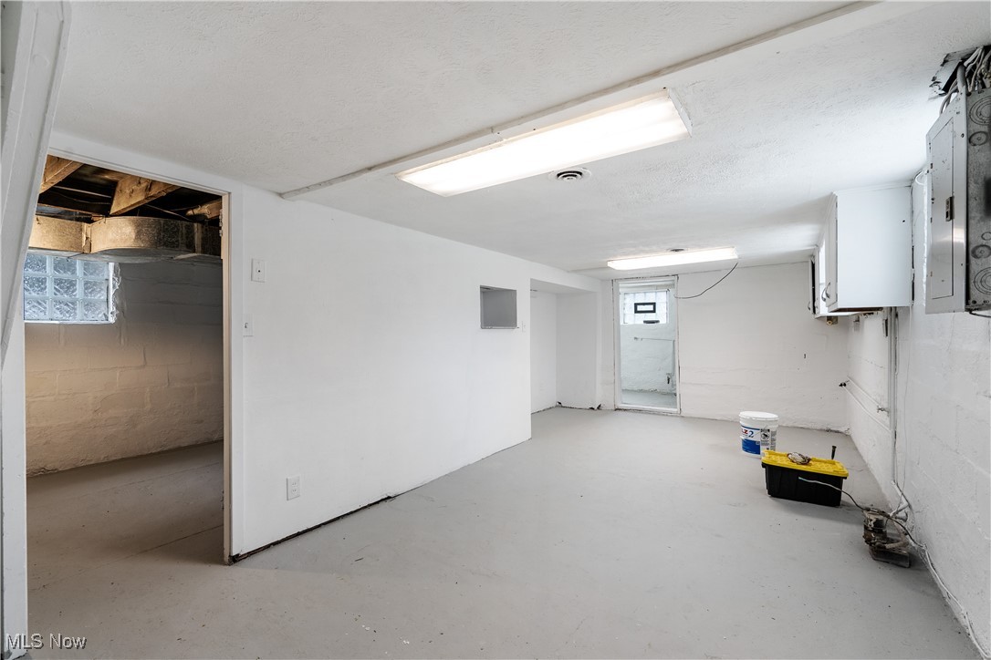 Davis - Residential