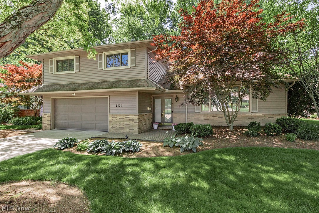 Welcome home to 5504 Lansbury Lane, a beautifully renovated 4 bedroom, 2.5 bath split level home on an extremely desirable street in Lyndhurst. From the freshly landscaped exterior, to the throughly updated interior, this "move-in" ready home offers style, comfort, and functionally throughout.
The front door opens into a welcoming foyer that flows into a spacious living room with soaring ceilings and abundant natural light. The open flow continues into the dining area, creating an ideal setting for both everyday living and entertaining. The stunning new kitchen features custom cabinets, quartz countertops, stainless steel appliances, and a wall of built in cabinets for additional storage.
The inviting family room off the kitchen is a perfect space to gather, while a beautifully updated powder room and a fabulous first floor laundry room completes the main level.
Upstairs you'll find 4 generously sized bedrooms, including the primary suite with a fully updated bathroom with double sinks. The additional full bath on the second floor has also been updated and has double sinks.
The partially finished lower level offers additional living space, perfect for a recreation room for the kids to play or a home office. An incredibly beautiful back yard has an awesome paver patio and plenty of space for the kids to play or entertain on those warm summer nights.
The kitchen was renovated in 2021, all hardwood floors throughout the first floor were refinished in 2021, and new water tank installed 2025.
Ideally located near I-271, shopping, dining, health care, and walking distance to Acacia Reservation and the Brainard Playground and Spraypark, this exceptional home is one you will not want to miss!