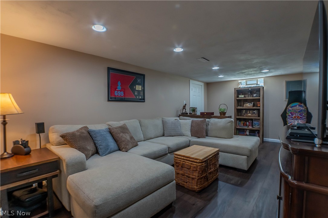 Hubbard Estates 05 - Residential