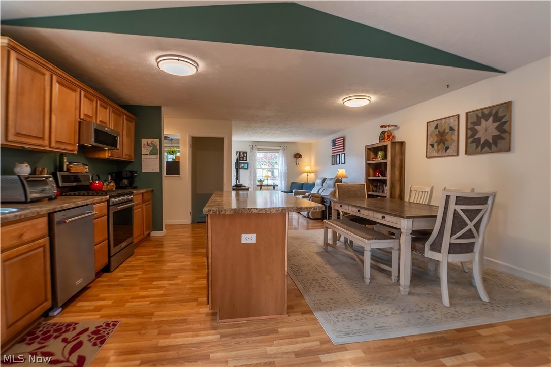 Hubbard Estates 05 - Residential