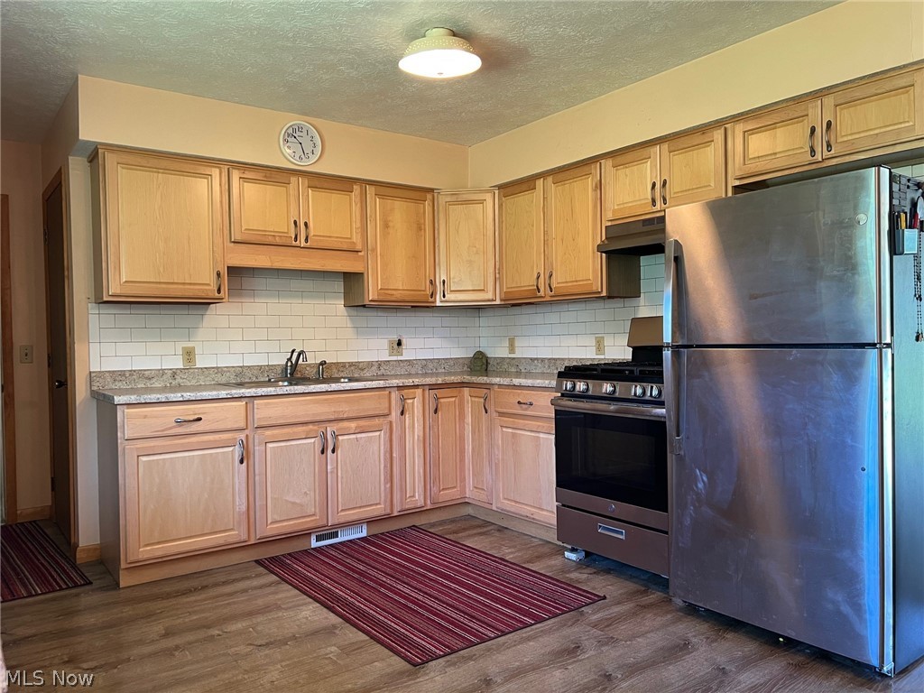 Fox Borough Estate South Ashland - Residential