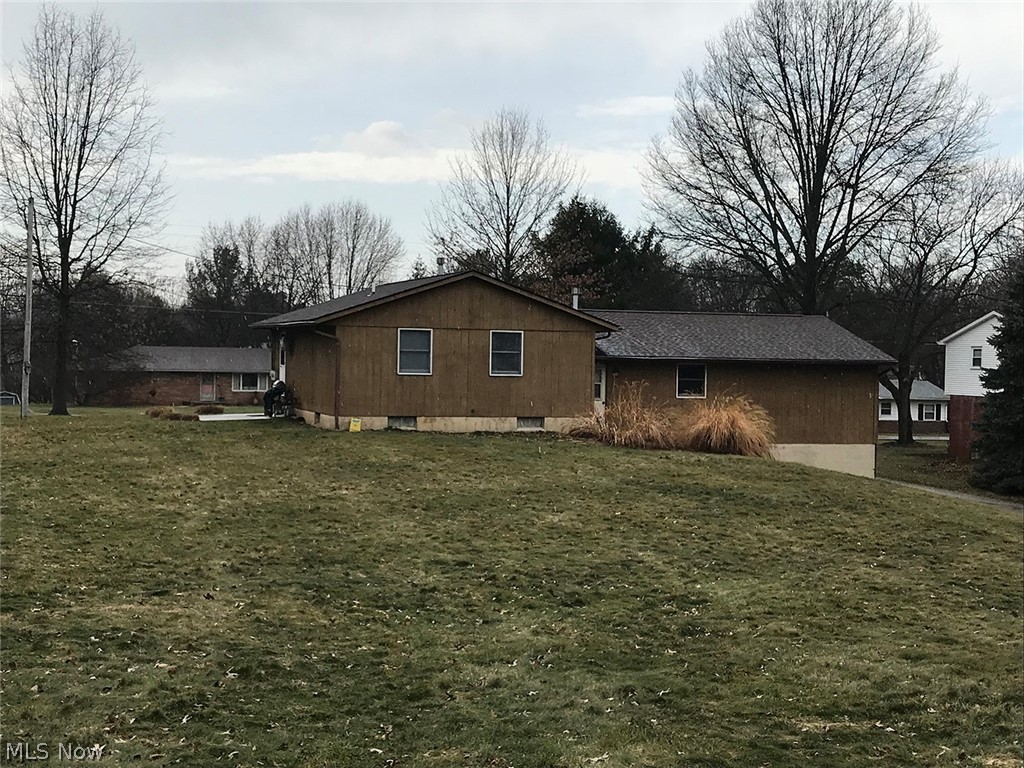 Two Duplexes - Offered Separate & Together - Built 1988 - Each Unit Has 2 BR/1 BA - Stark County – Lake Twp. – Lake Local Schools - On-site & Online Bidding Available - Owners are retiring. ABSOLUTE AUCTION, all sells to the highest bidder(s). ONLINE BIDDING BEGINS SUNDAY – APRIL 11, 2021 – 12:00 PM and AUCTION LIVE ON-SITE BIDDING WILL BEGIN WEDNESDAY – APRIL 14, 2021 – 12:00 PM. AUCTION #1: Parcel #2204821 – 13684 & 13686 Kaufman Ave. NW – One-owner, building built-in 1988 having approx. 1,536 sf. Duplex is situated on .85 acres and has well & septic. Real estate half-year taxes are $1,378.29. Each unit has separate utilities and gas furnaces. Shingles approx. 10 years old. Unit: 13684 – Living room, oak kitchen, two bedrooms, and full bath. The lower level has a full basement with a laundry area and access to a one-car garage. Current 20-year tenant paying $565 per month plus utilities. Gas furnace replaced approx. 15 years ago. Unit: 13686 – Living room, oak kitchen, two bedrooms,