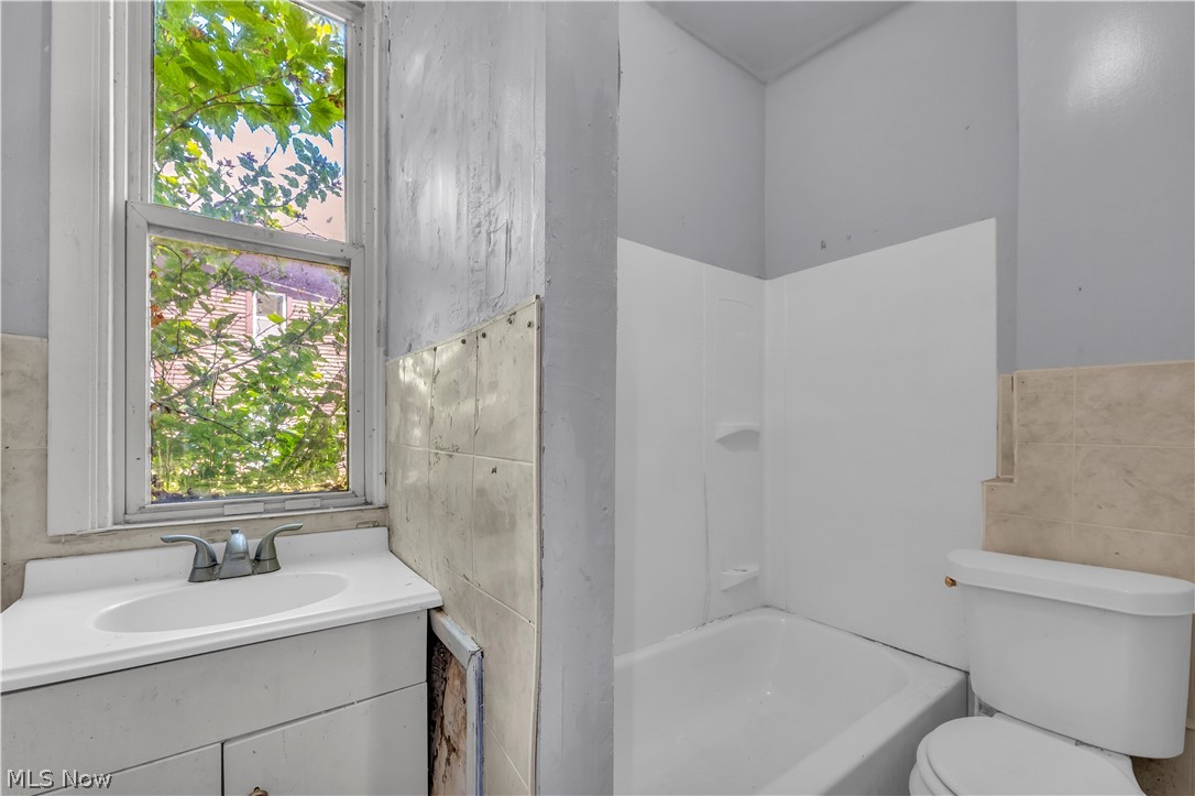 Southern Hower Burgents - Residential Income