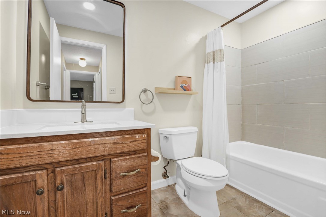 Harbour Light Condo 01 - Residential