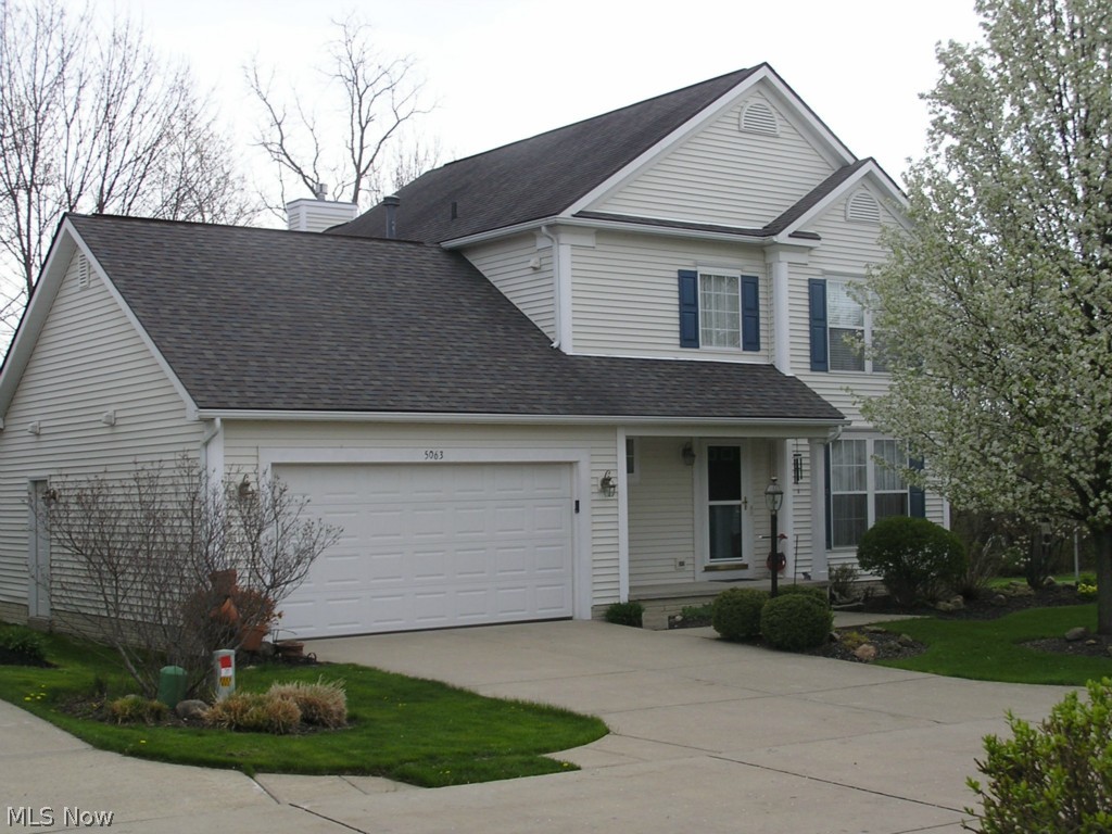 Lakeside Courts - Residential
